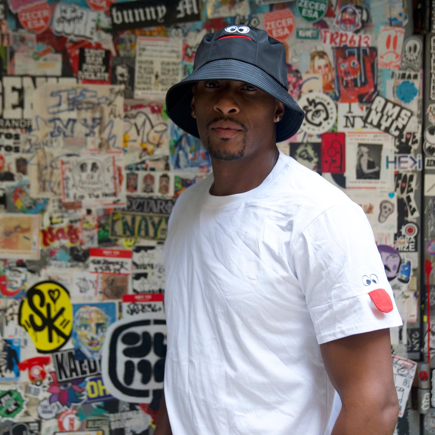 TONGUE BUCKET HAT: Adult size