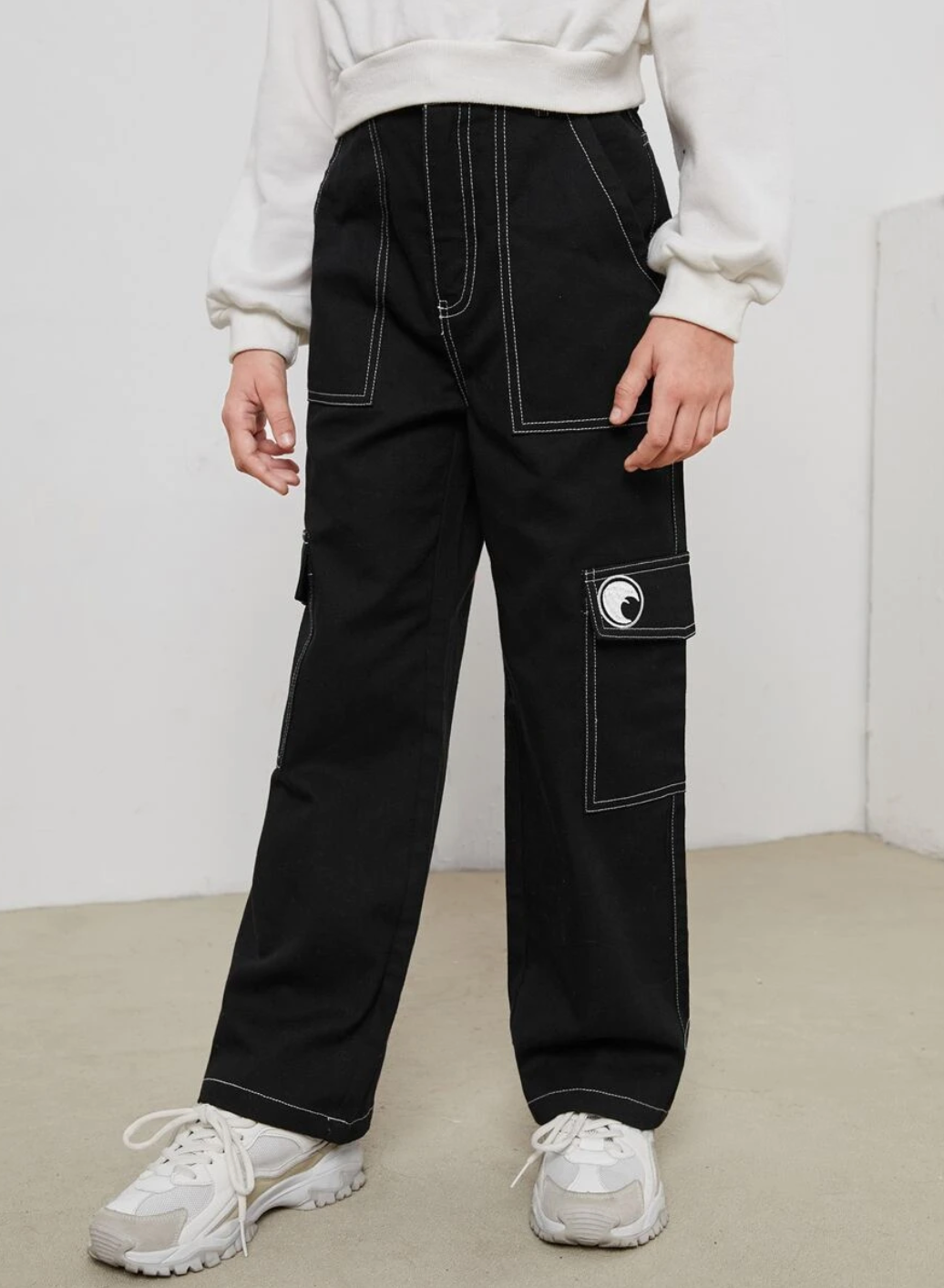 SHEIN x googly eye cru girls contrast stitch patched detail cargo pants