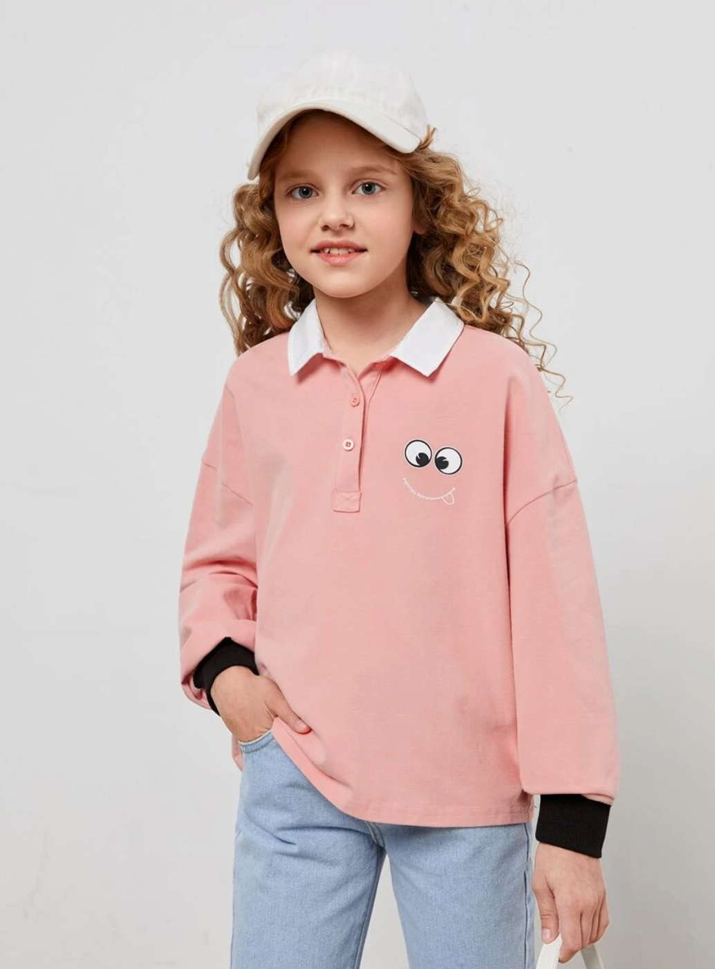 SHEIN x googly eye cru girls cartoon graphic contrast collar tee