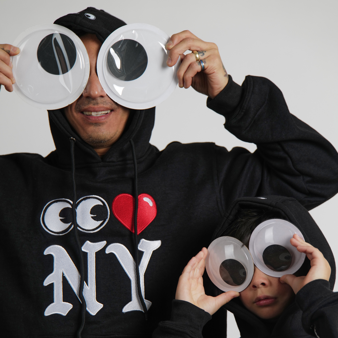 SWEATSHIRT: Eye heart NY Pull over hood