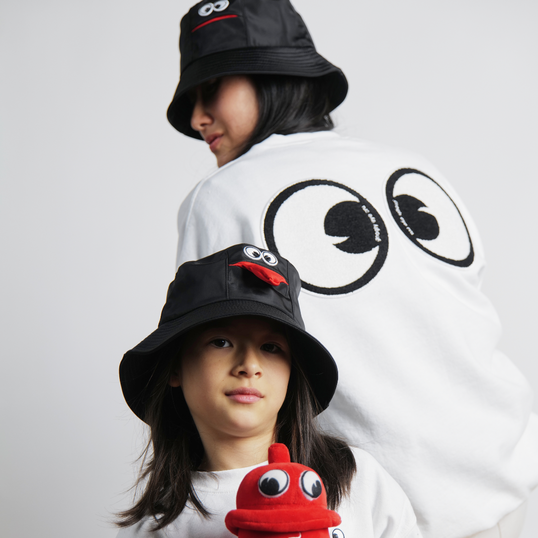 SWEATSHIRT: Googly Eye Cru BIG EYES CRU NECK