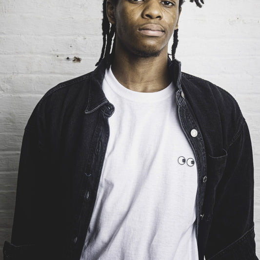 TEE: Side Eyed Short Sleeve Cru Neck Tee