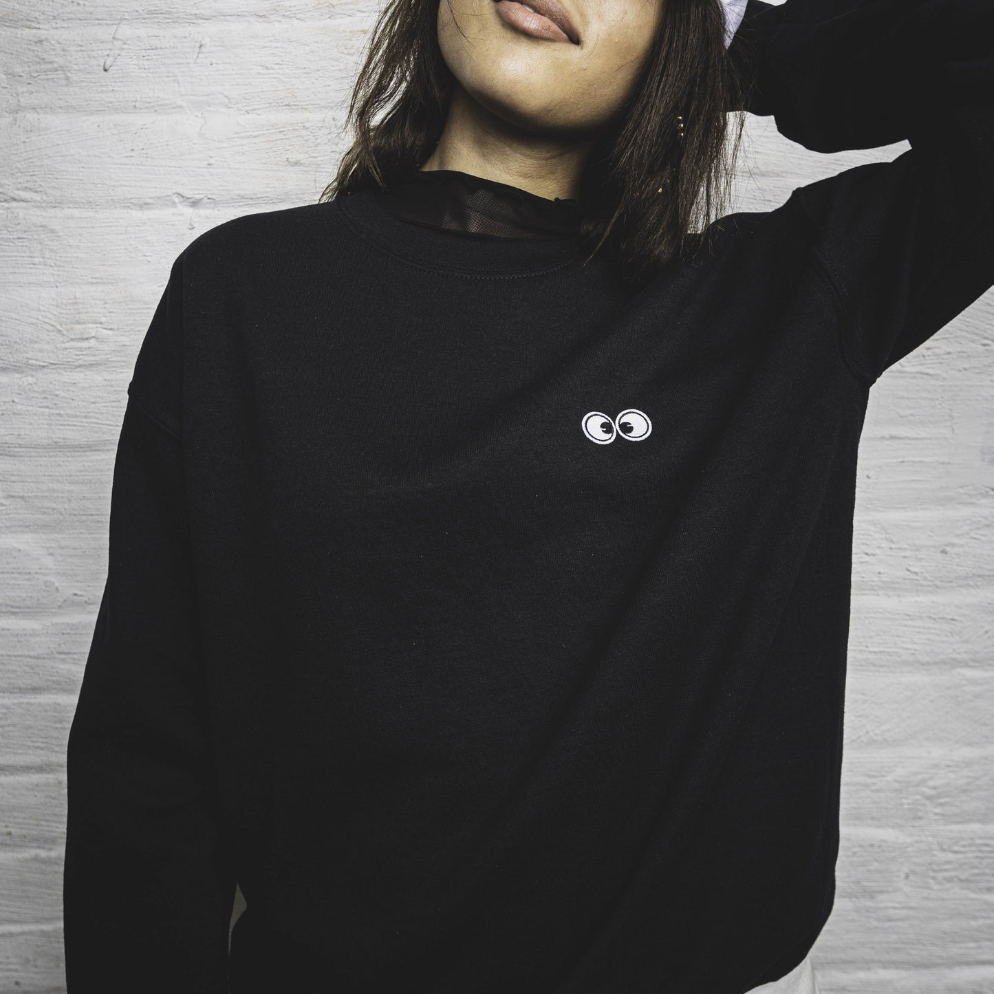 SWEATSHIRT: Cross Eyed Cru Neck Fleece