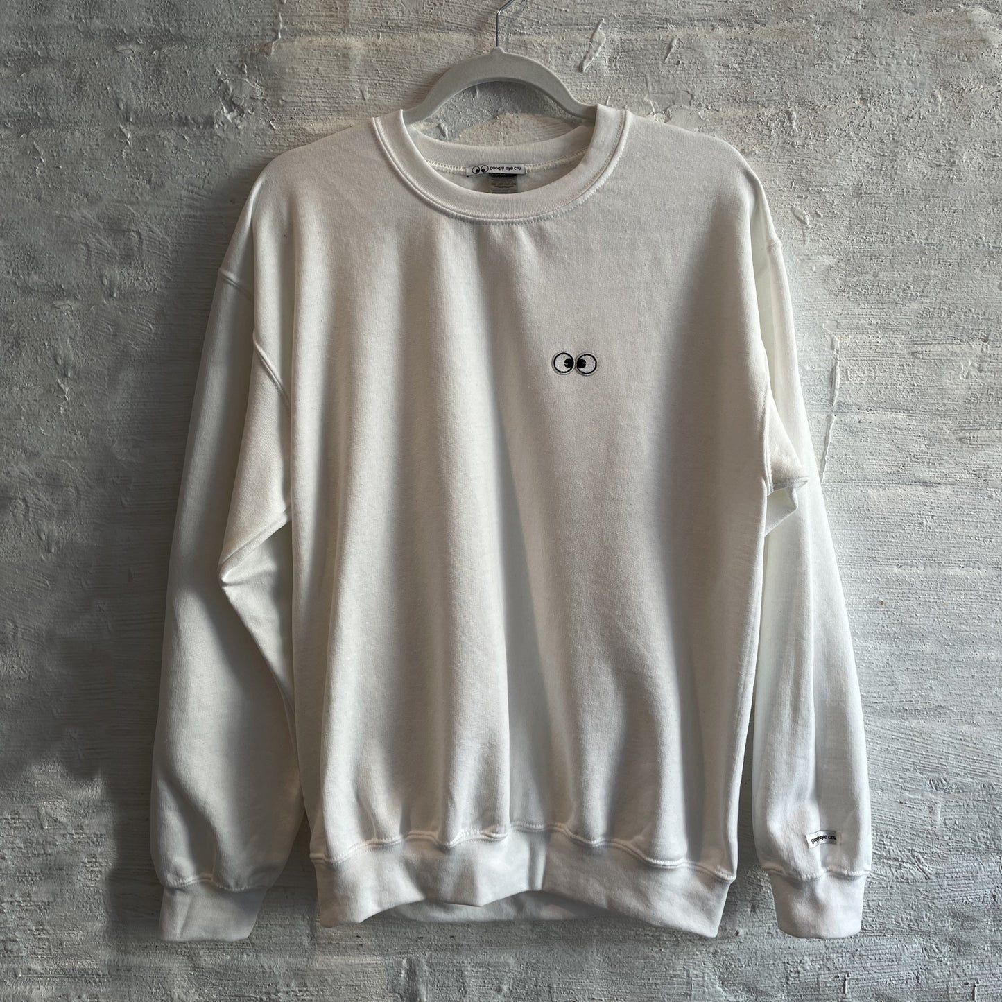 SWEATSHIRT: Cross Eyed Cru Neck Fleece