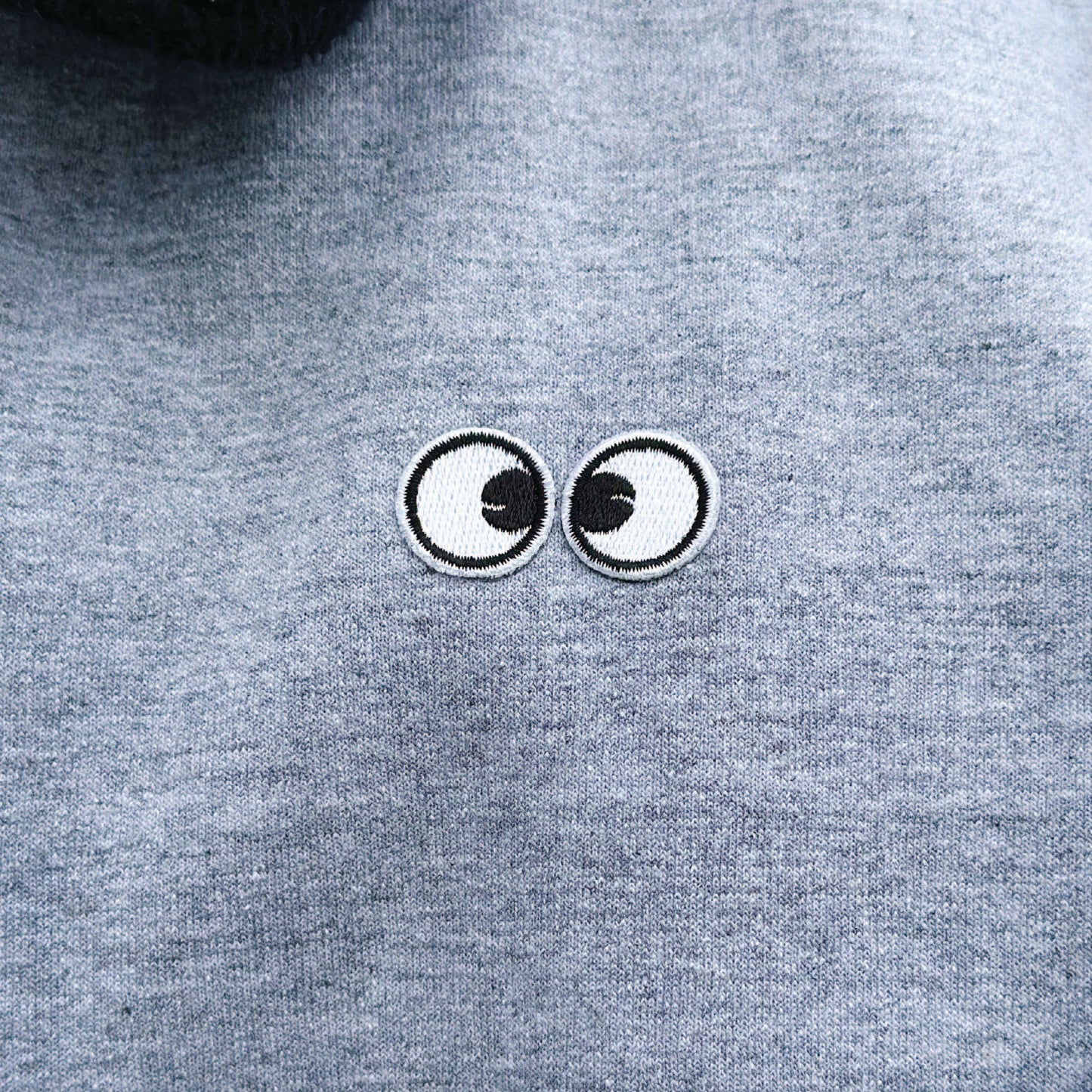 SWEATSHIRT: Googly Eye Cru BIG EYES CRU NECK