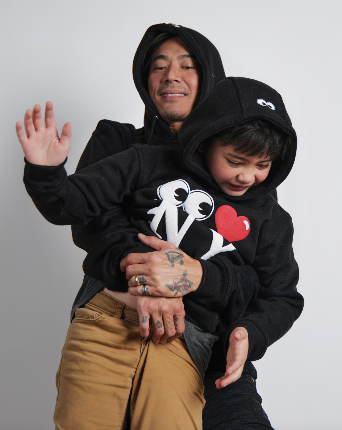 YOUTH SWEATSHIRT: Eye heart NY Pull over hood