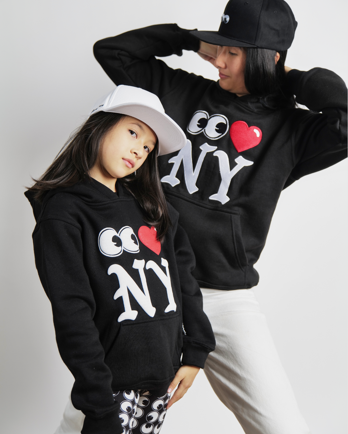 YOUTH SWEATSHIRT: Eye heart NY Pull over hood