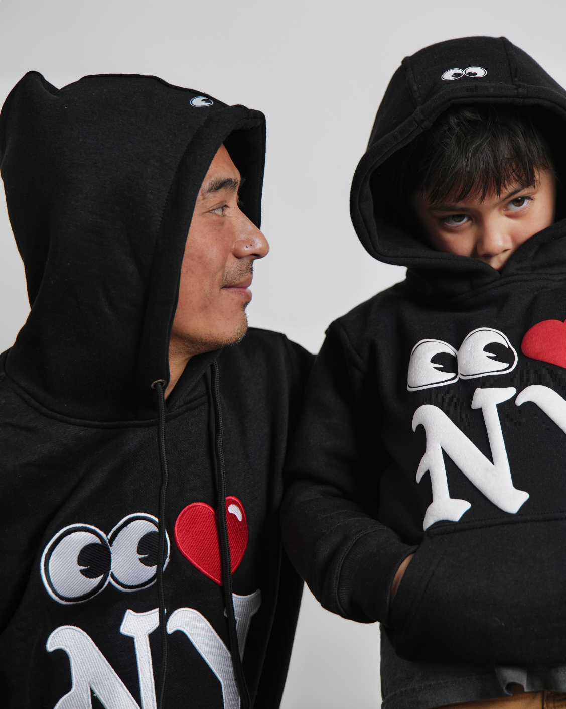YOUTH SWEATSHIRT: Eye heart NY Pull over hood