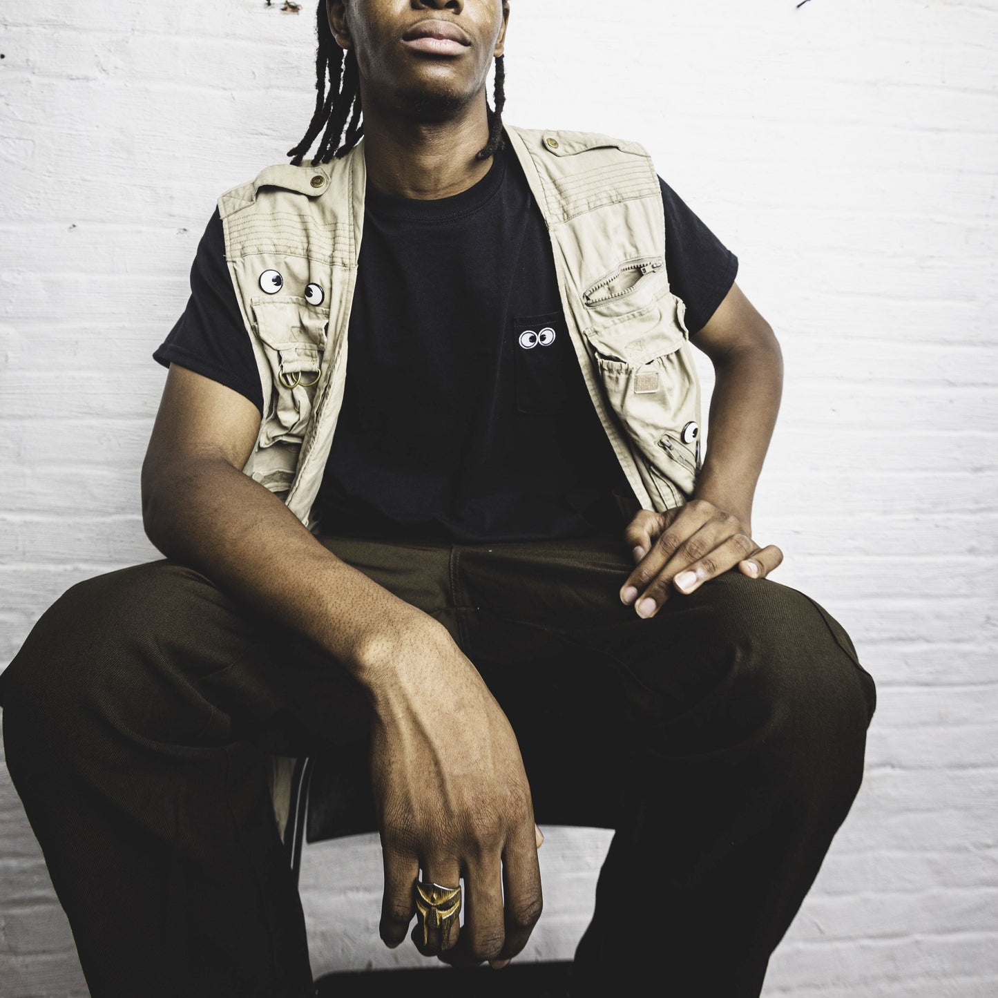 TEE: Cross Eyed Pocket Tee