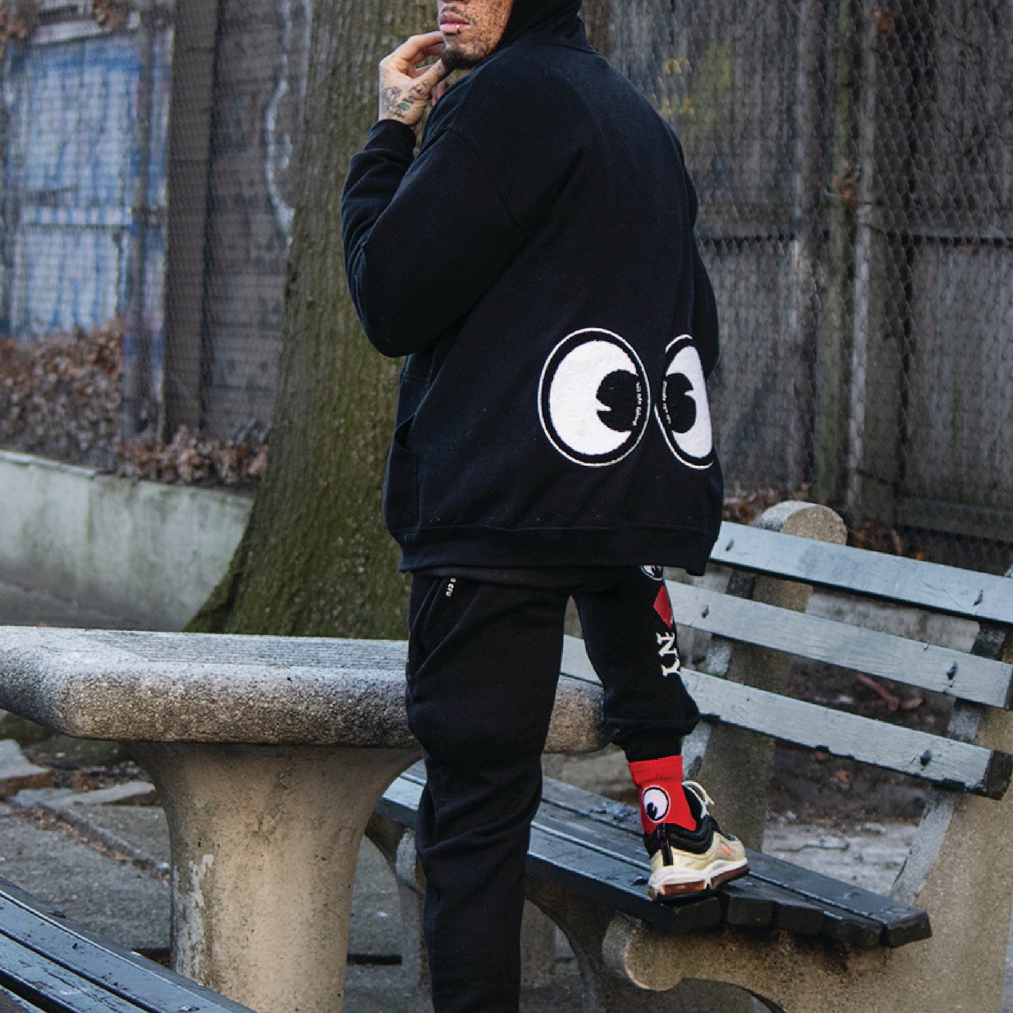 SWEATSHIRT: Googly Eye Cru Full Zip Hood