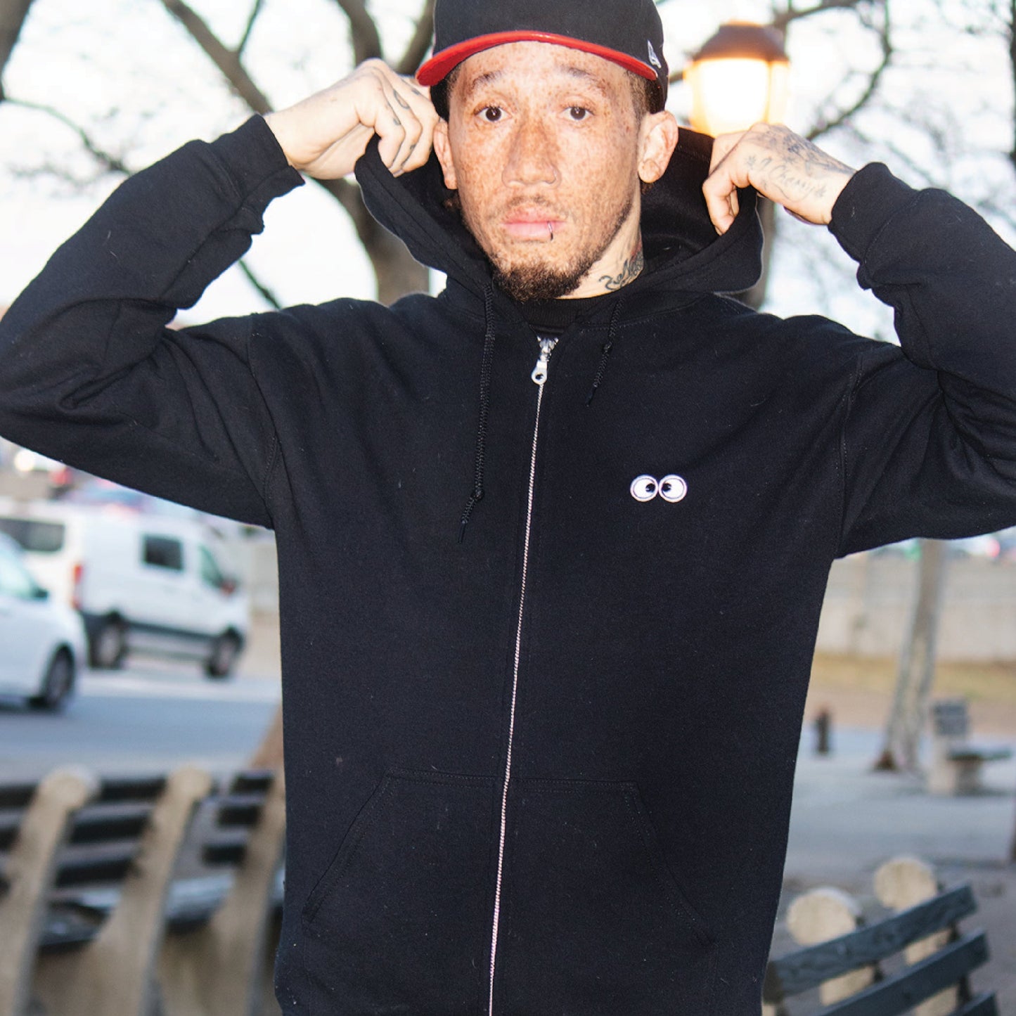 SWEATSHIRT: Googly Eye Cru Full Zip Hood