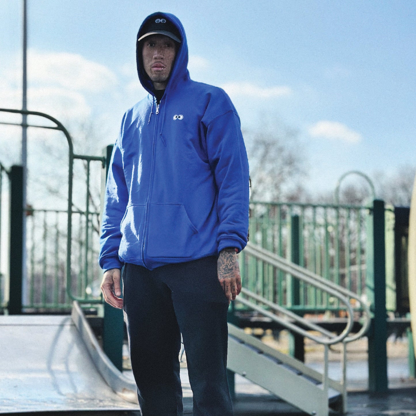 SWEATSHIRT: Googly Eye Cru Full Zip Hood