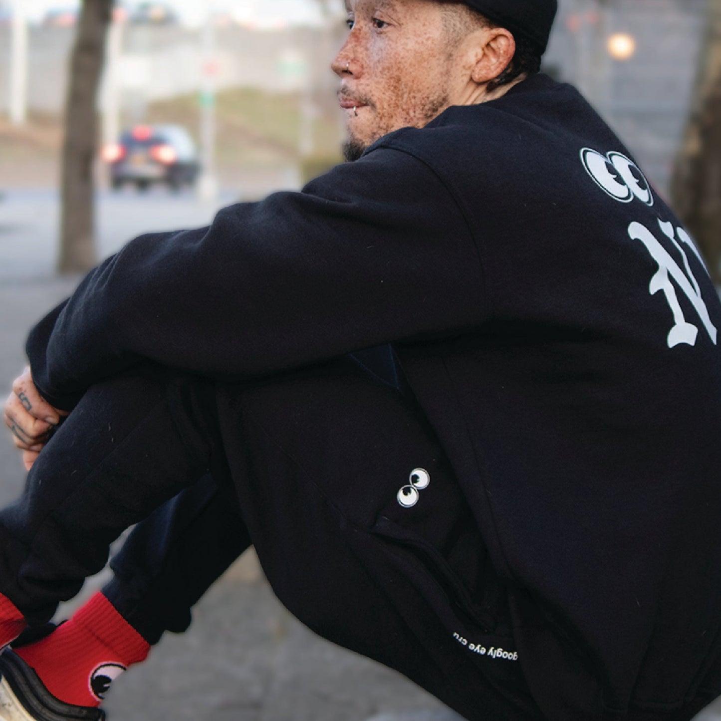 SWEATSHIRT: Eye Love NY Oversized Cru Neck