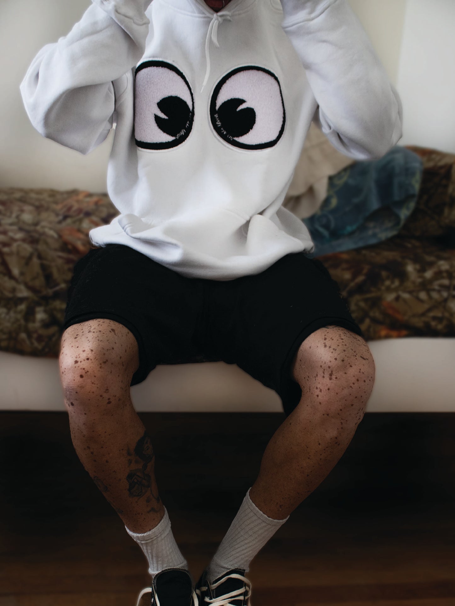 SWEATSHIRT: Big Chenille Eyes Pull over hood